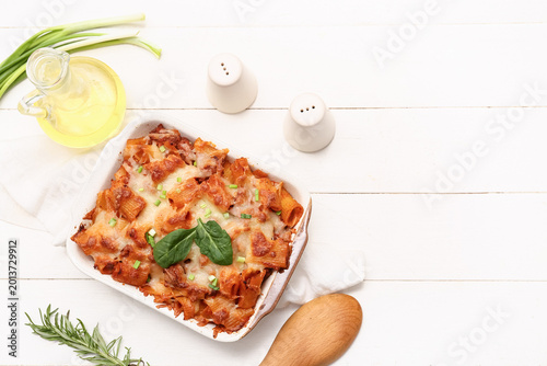 Baking dish with tasty past...
