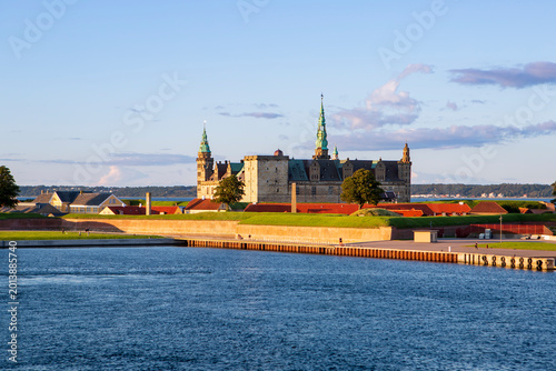 Foto Panoramic view of Kronborg Castle and the Oresund strait