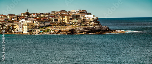 Schilderij op canvas Bondi Beach coastline on a sunny day, Australia.