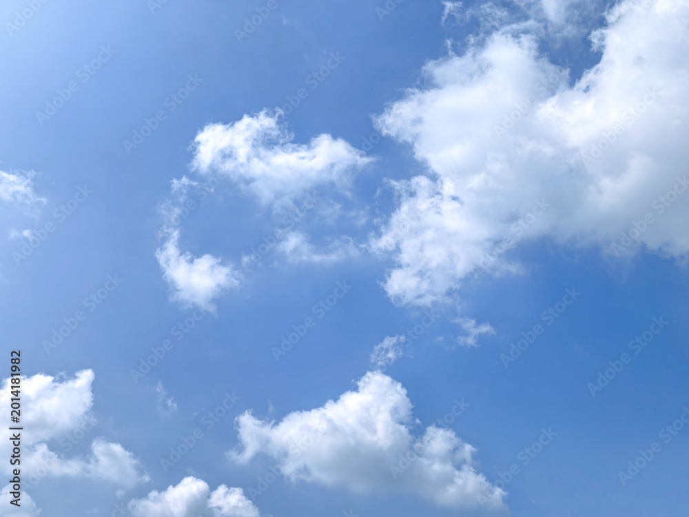 Fototapeta premium blue sky high abstract shape outdoor group of white clouds background in summer gradient light beauty background. beautiful bright cloud and calm fresh wind air
