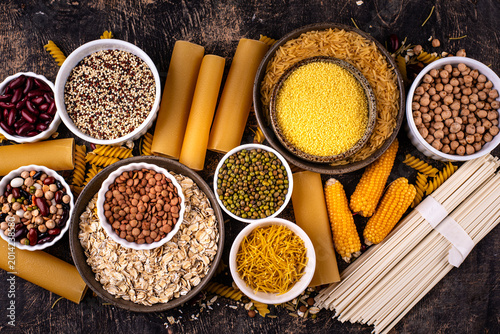 Fotografía Different sources of carbs in food