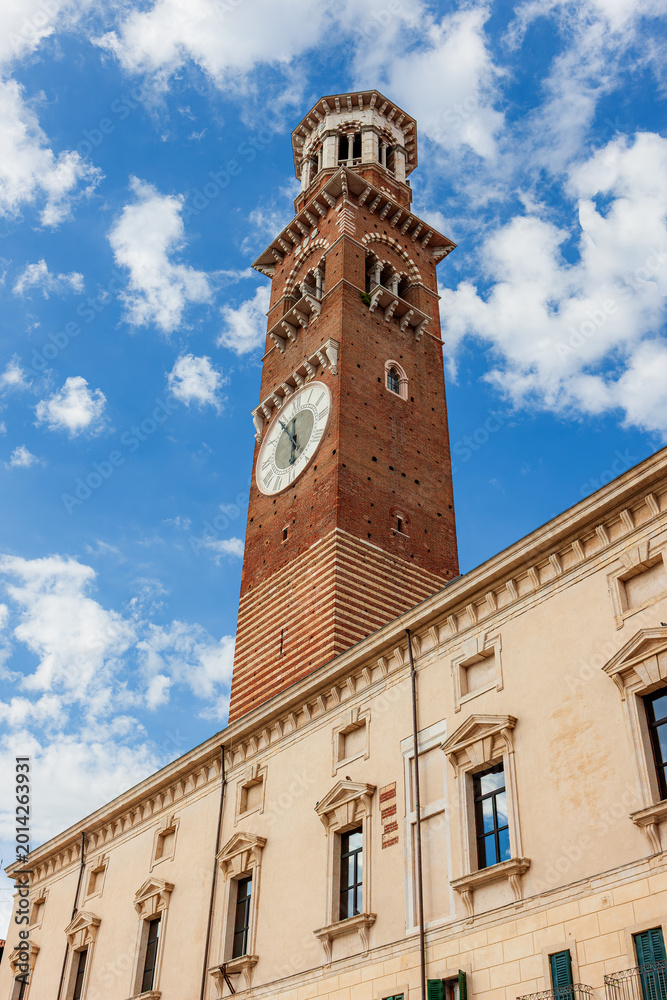 Fototapeta premium Torre dei Lamberti (Lamberti Tower), the tallest medieval tower in Verona, Italy.
