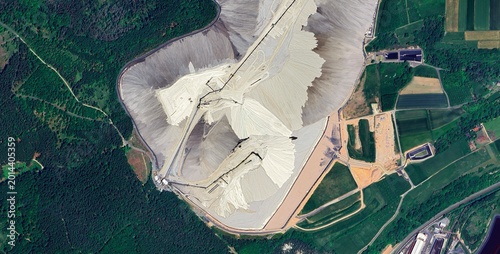 Foto Monte Kali Potash Waste Heap Aerial View, Germany