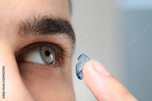 Tableau sur toile Contact lenses of future