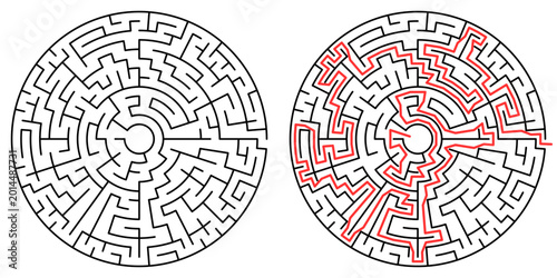 Fotografia Round maze puzzle with complex highlighted solution route