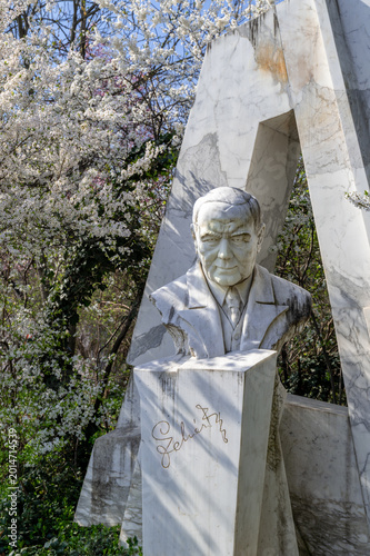 Tableau sur toile Denkmal für Franz Lehar im Volksgarten Wien