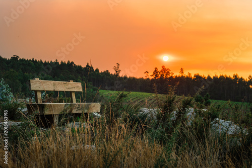 Banco para sentarse al atardecer