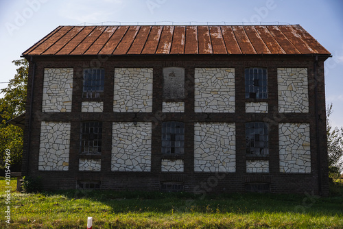 Cuadro en lienzo an old abandoned granary or mill built of stone and brick