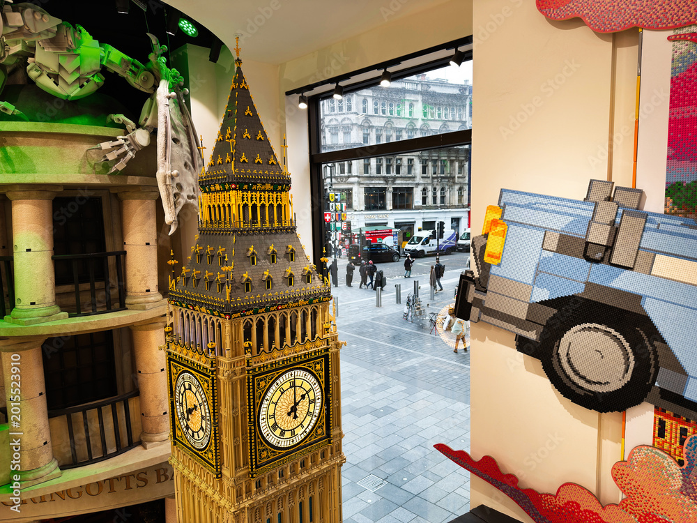 Obraz premium Lego Big Ben model displayed in a toy store window overlooking a busy London, UK street scene