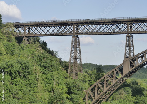 Tableau sur toile San Michele bridge raod and railway bridge on Adda river