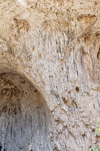 фотографія Detailed travertine rock formations on the underside of the Tonto Natural Bridge