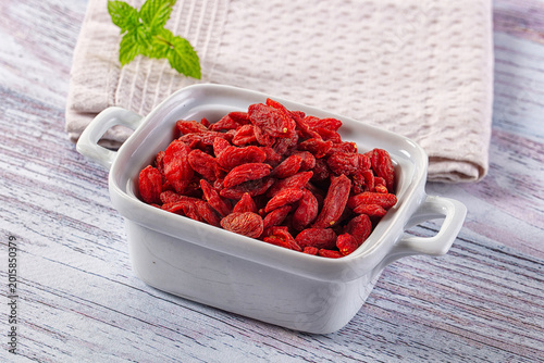 Cuadro en lienzo Dry Goji berries sntioxidant pile