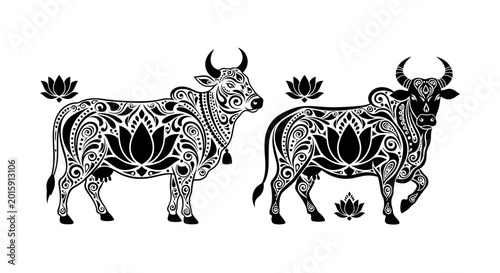 Billede på lærred Ornate Indian Cows with Lotus Flowers