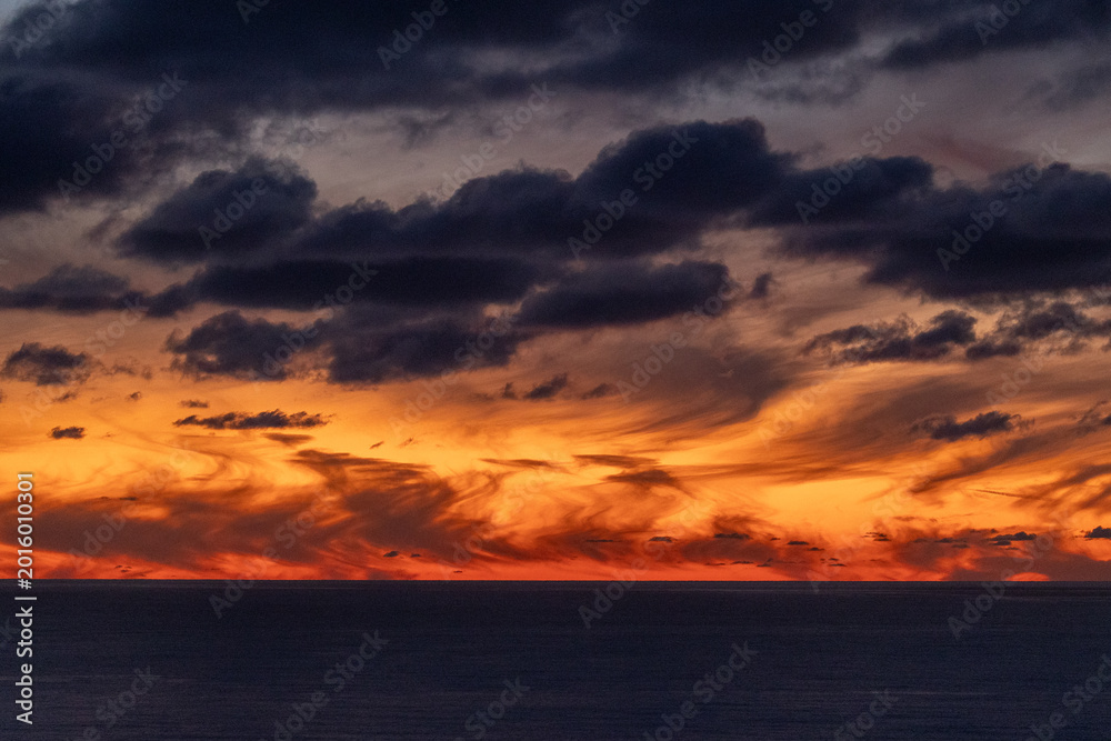 Obraz premium sunset over the sea