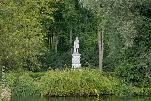 Canvastavla Statue of Frederick William III, king of Prussia in Tiergarten park, Berlin,