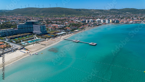 Foto Aerial View of Ilica Beach with Turquoise Sea in Cesme Izmir Turkey