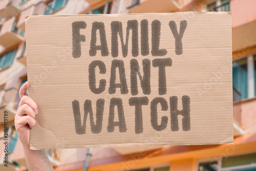 Tableau sur toile "Family Cant Watch" Families of nursing home residents cannot monitor daily caregiver interactions