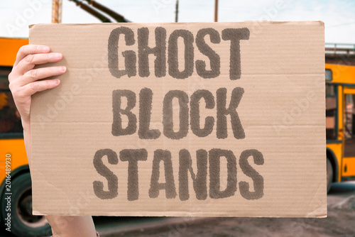 Fotografía "Ghost Block Stands" Entire urban blocks contain no residents despite being fully constructed