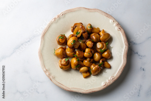 Roasted Button Mushrooms wi...