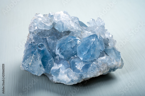 Photos Aquamarine crystal, beryl mineral, blue gemstone close up