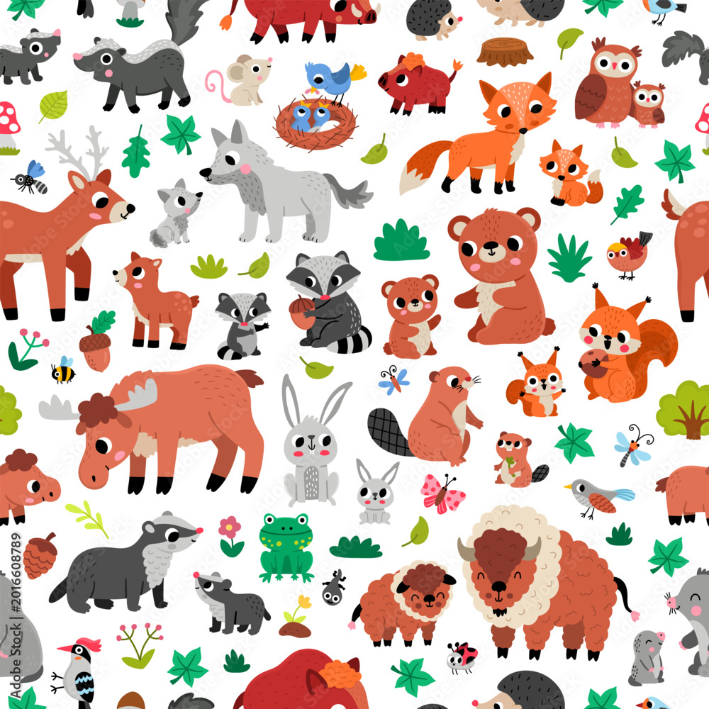 Obraz premium Seamless pattern with forest animals and their kids. Vector woodland mother and baby repeat background. Cute bear, fox, deer, elk, beaver, squirrel digital paper. Woods wildlife texture