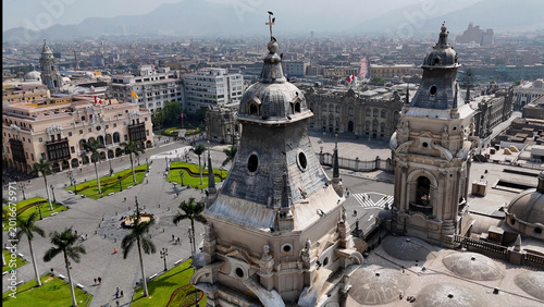 Bild auf Leinwand Plaza De Armas In Lima Capital City Of Peru