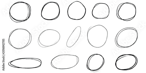 Photos Hand drawn scribble circle set with messy round pencil frames and organic doodle shapes