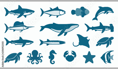 Bild auf Leinwand Marine animal solid icon collection vector sea creature illustration set