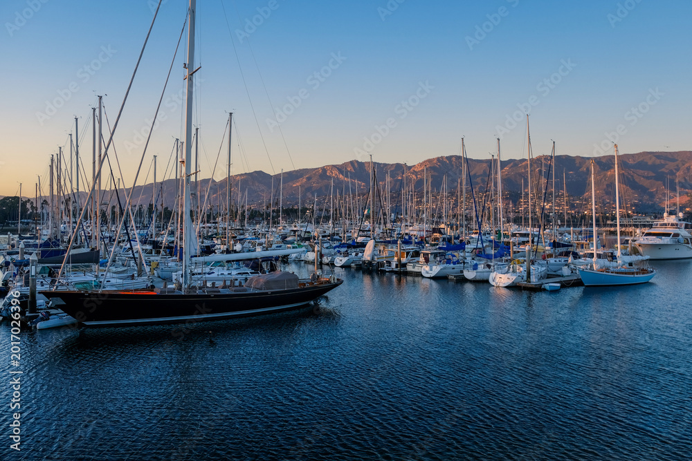 Fototapeta premium Santa Barbara Harbor filled with boats