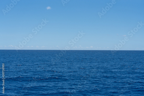 Canvastavla Calm Deep Blue Indian Ocean with Clear Horizon and Blue Sky Seychelles