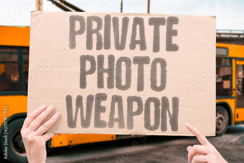 Tableau sur toile "Private Photo Weapon" Personal intimate photos are weaponized to humiliate or destroy targets