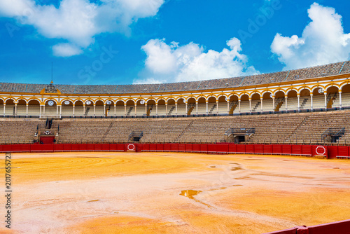 Cuadro en lienzo Plaza de Toros de la Real Maestranza de Caballeria de Sevilla