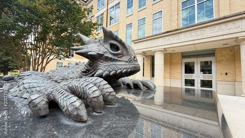 Texas Christian University, located in the vibrant city of Fort Worth, Texas, is better known as TCU. With its rich traditions and dynamic campus life, TCU offers a unique blend of academic excellence