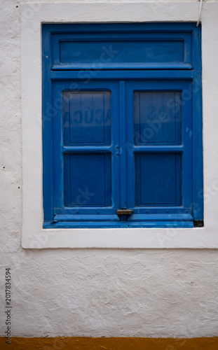 La fenêtre bleue