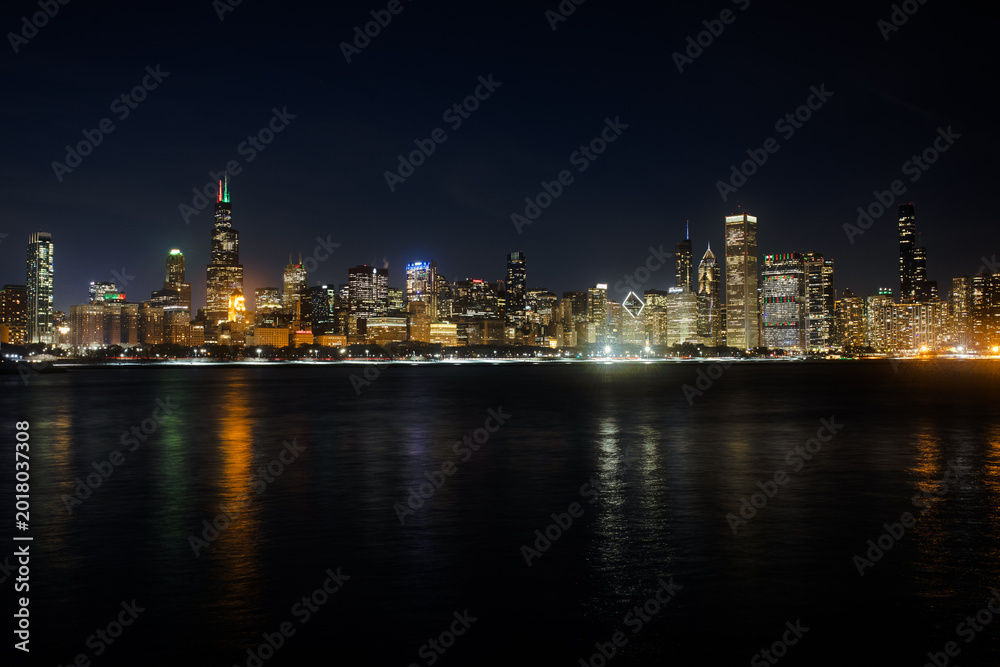 Fototapeta premium Night time - Chicago Skyline