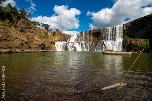 Cuadro en lienzo Sae Pong Lai waterfall wide shot Laos