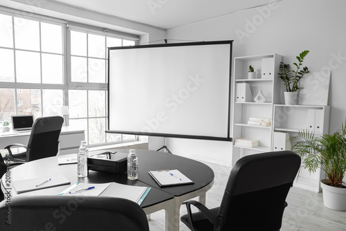 Modern conference room inte...