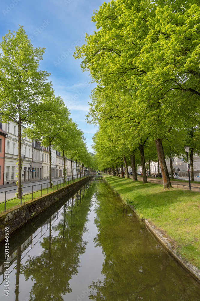 Fototapeta premium the Friedrichsthaler Kanal is an artifical canal earlier used as shipping from the former residence castle to town