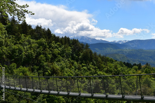 Fotografie Hängebrücke bei Mezzocorona um Trentino