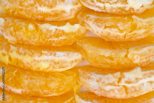 Quadro su tela Fresh juicy mandarin pieces for smoothie prep, ingredientfocused closeup with vi