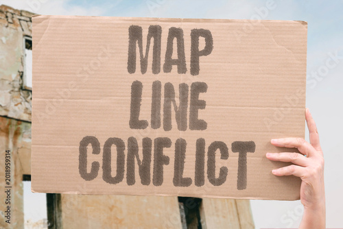 Fotografía "Map Line Conflict" Border lines drawn on maps generate recurring territorial disputes and conflict