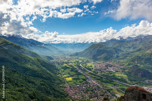 Tableau sur toile View of Susa Valley from the terrace of Sacra di San Michele church