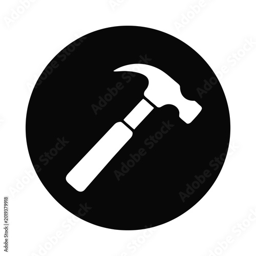 hammer silhouette inside a black circle on a white background