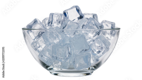 Foto Clear glass bowl filled with many clear ice cubes, isolated on transparent backg