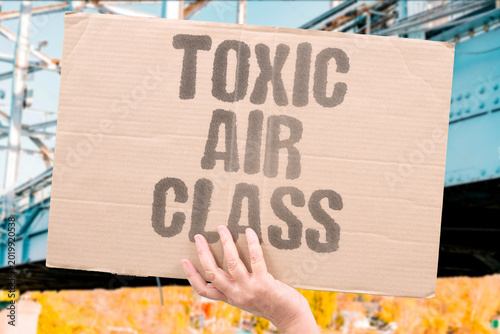 Фотография "Toxic Air Class" Air toxicity correlates with neighborhood income and demographics