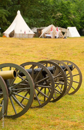 Fotografie Confederate camp cannons, Civil War Reenactment, Willamette Mission State Park,