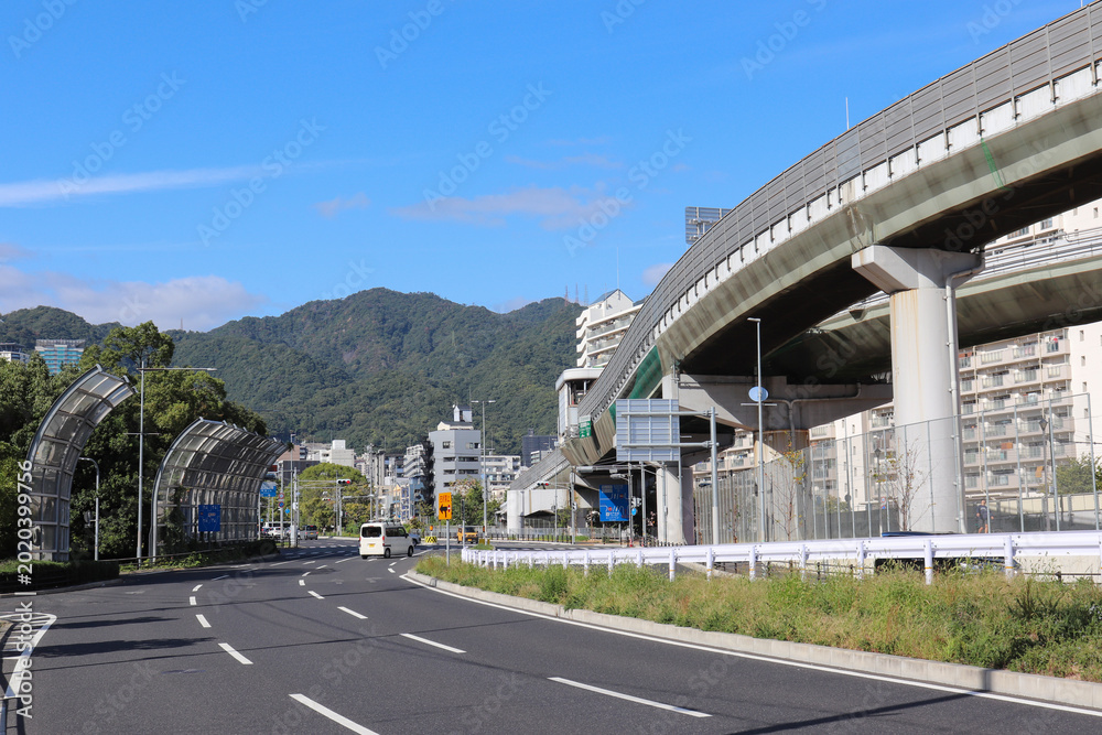 Fototapeta premium 生田川インター付近の街並み（兵庫県神戸市中央区）
