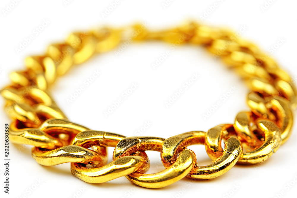 Obraz premium Luxury Gold Chain Bracelet Isolated on White Background. Close Up Macro of Elegant Golden Chain Bracelet Jewelry.