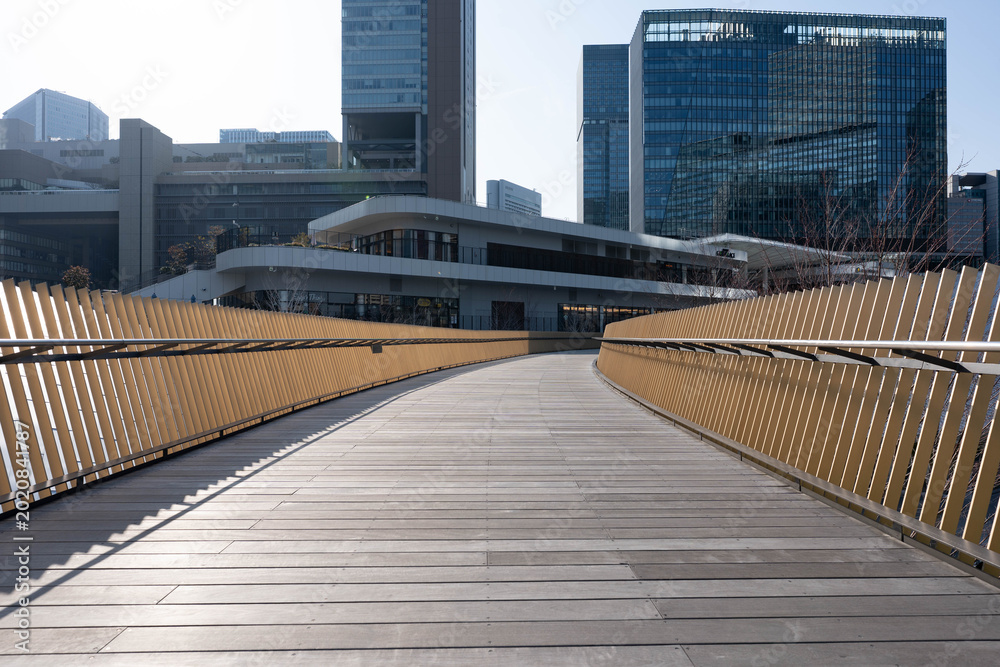 Fototapeta premium 大阪駅 うめきた公園