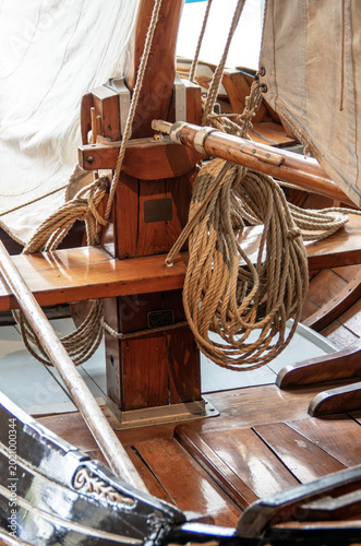 Cordages sur vieux gréement